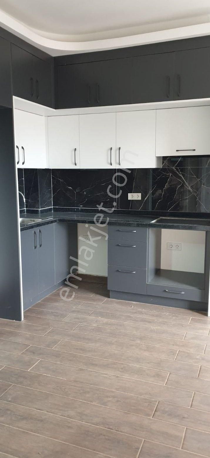 Alanya Oba Mah.aktiviteli Satılık 1+1 Daire - Görsel 2