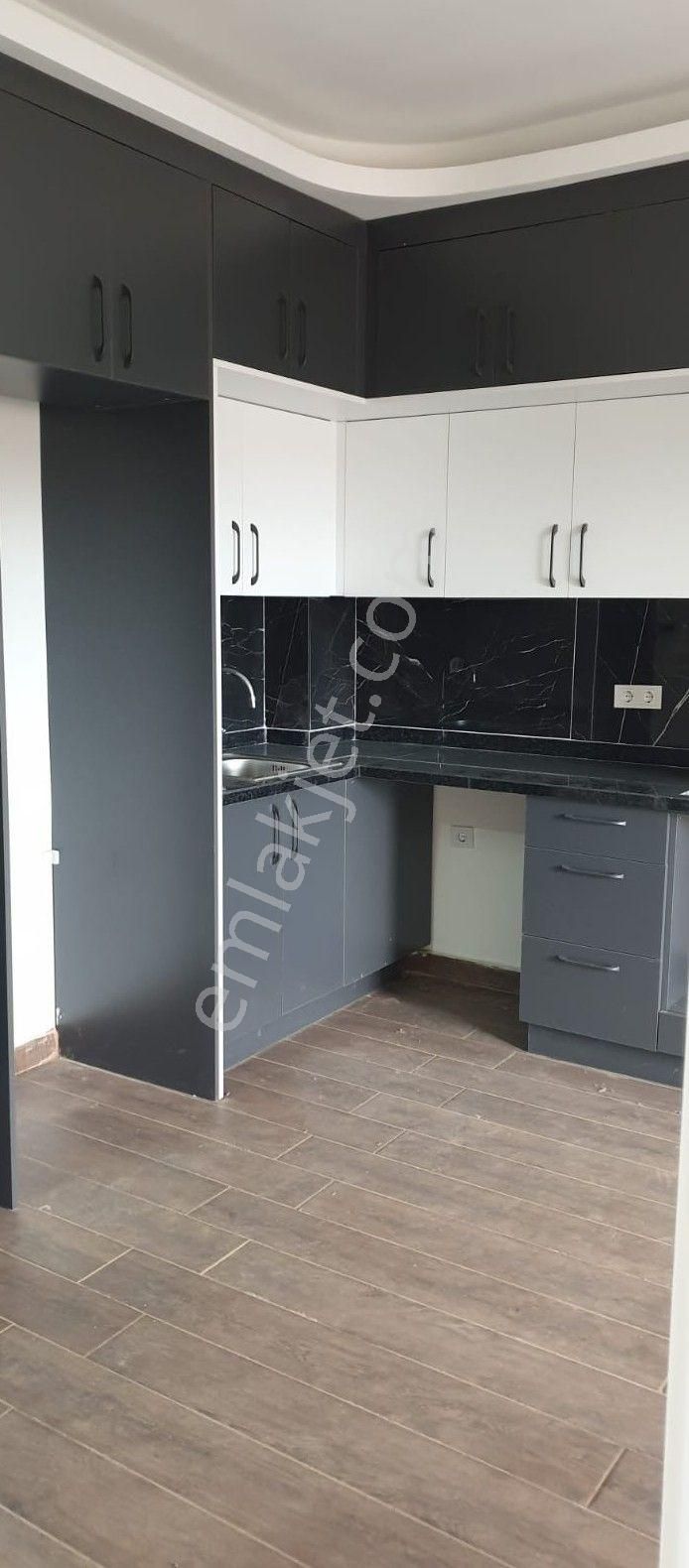 Alanya Oba Mah.aktiviteli Satılık 1+1 Daire - Görsel 3