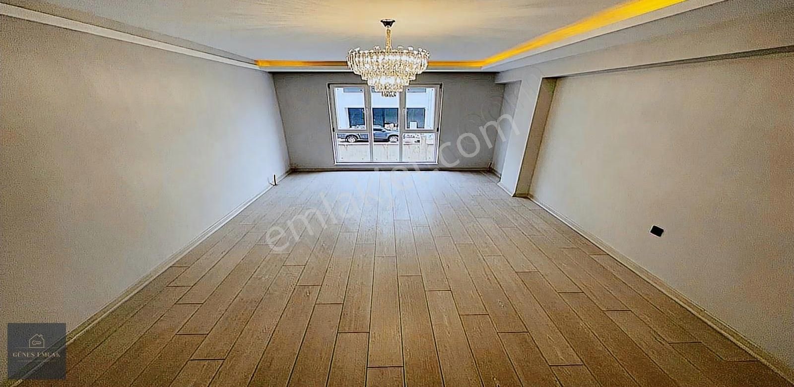 Yenikent Güneş Emlak Geniş M2 Ayaş-sincan Yoluna Yakın 3+1daire - Görsel 13