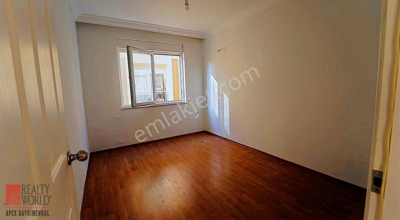 Konyaaltında Üniversite Kapısının Karşısında 2+1 Kiralık Daire - Görsel 2