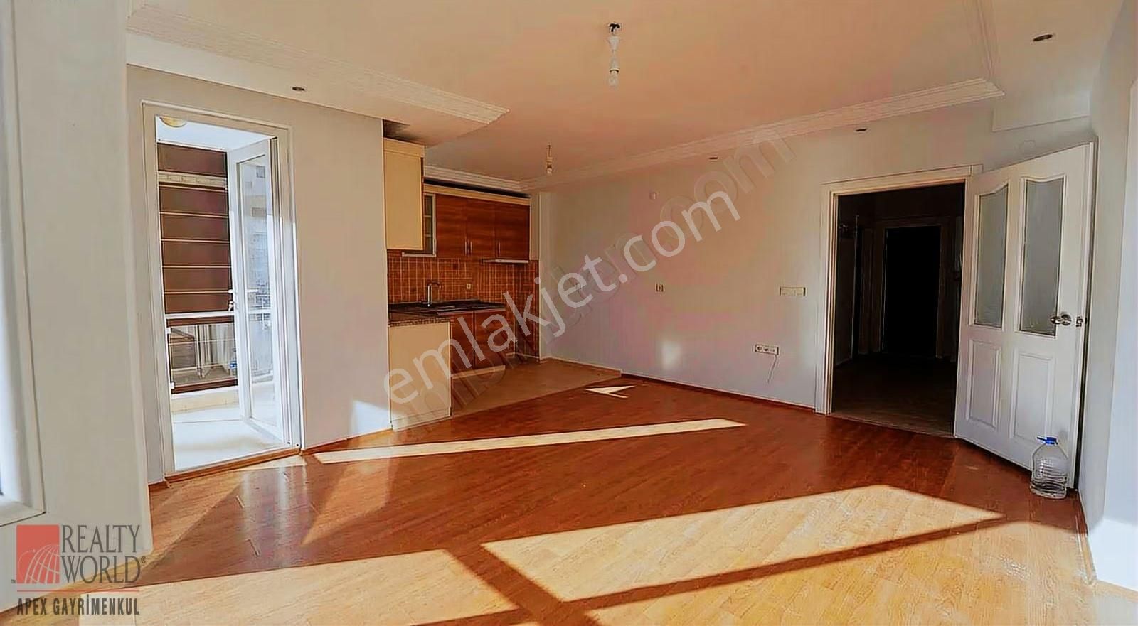 Konyaaltında Üniversite Kapısının Karşısında 2+1 Kiralık Daire - Görsel 5