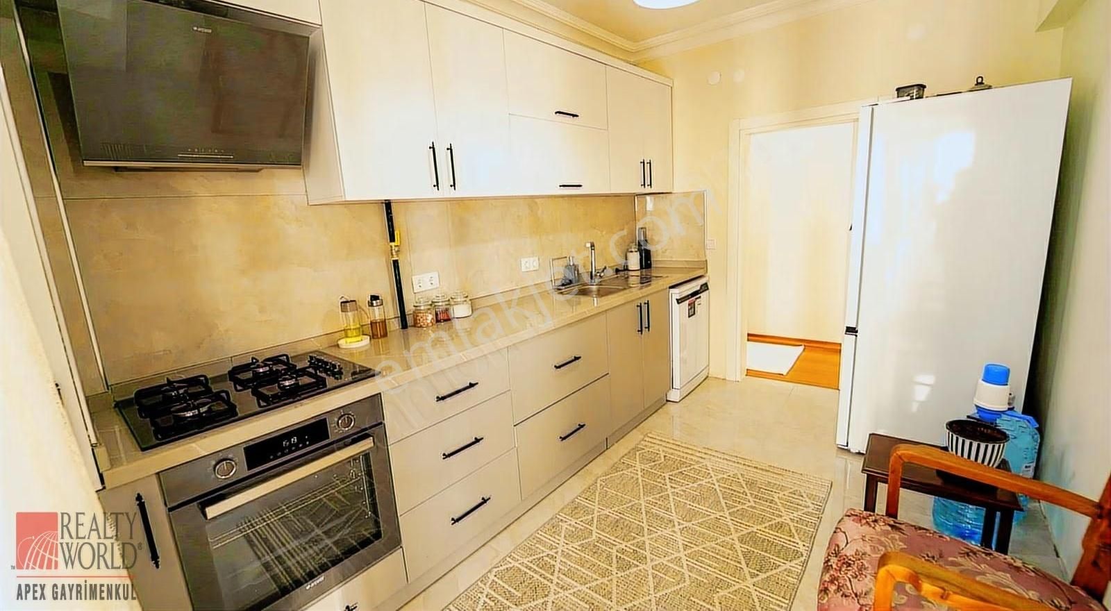 Bahçelievler Deniz Mahallesi, Kombili/tadilatlı/ara Kat 3+1 - Görsel 6