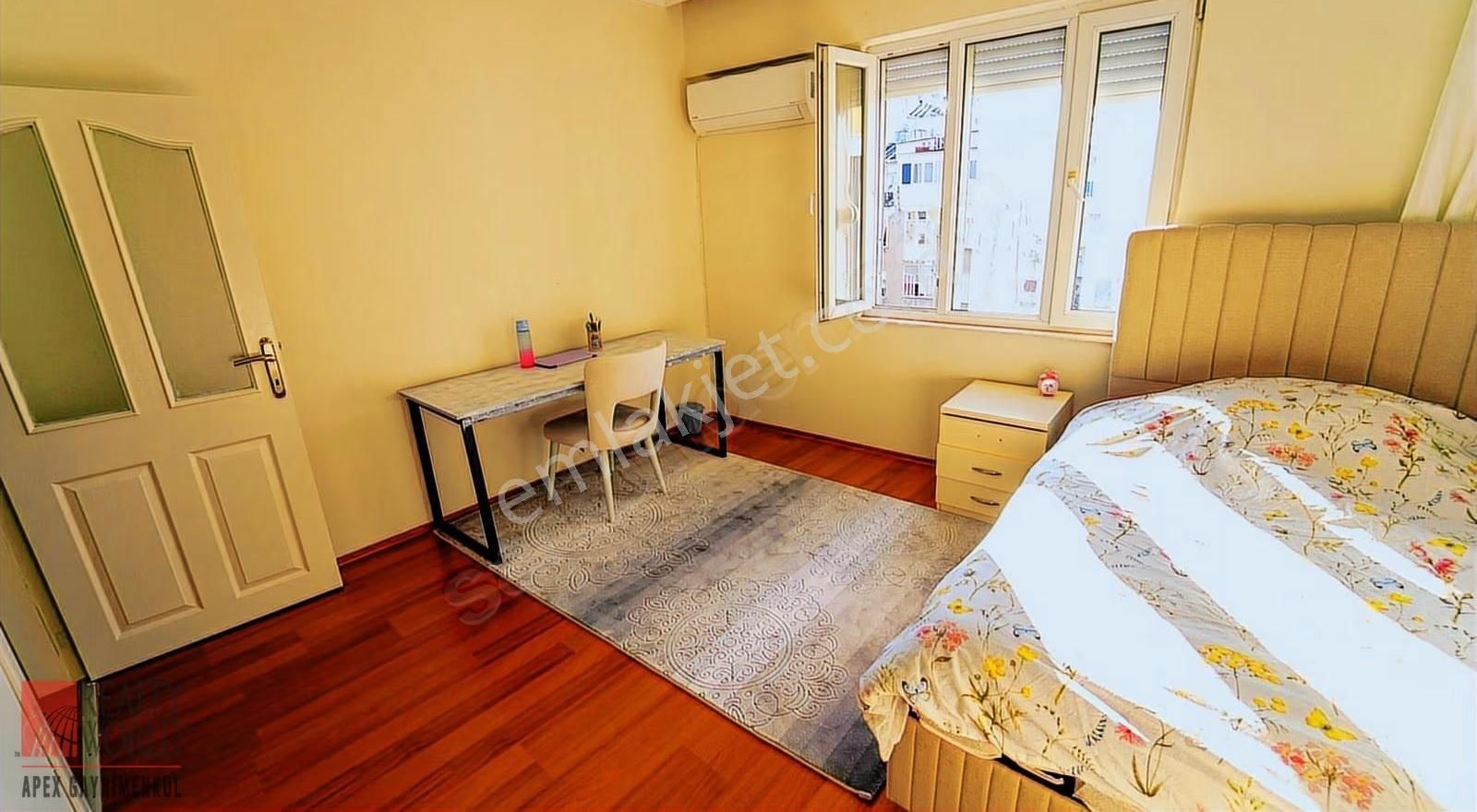 Bahçelievler Deniz Mahallesi, Kombili/tadilatlı/ara Kat 3+1 - Görsel 9