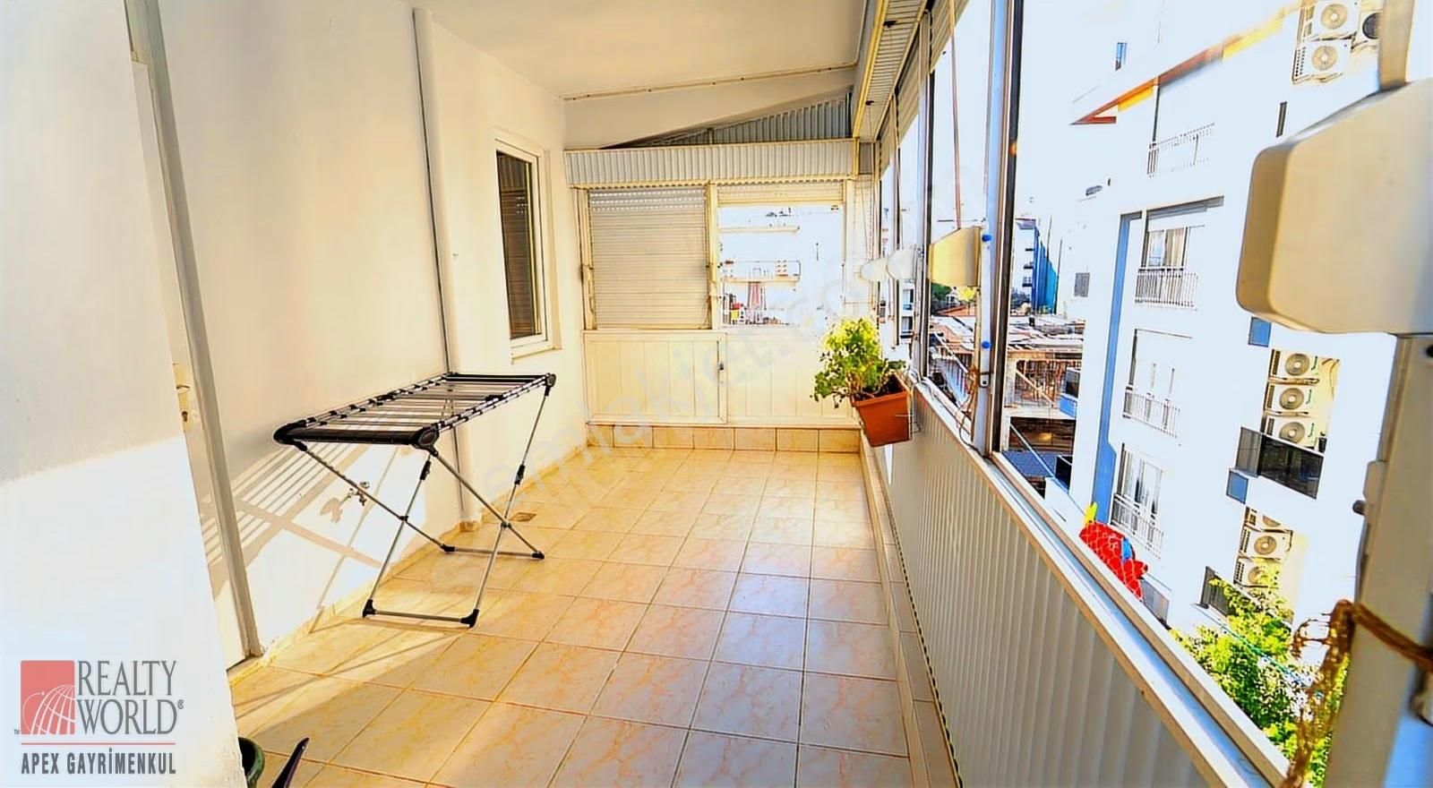 Bahçelievler Deniz Mahallesi, Kombili/tadilatlı/ara Kat 3+1 - Görsel 18