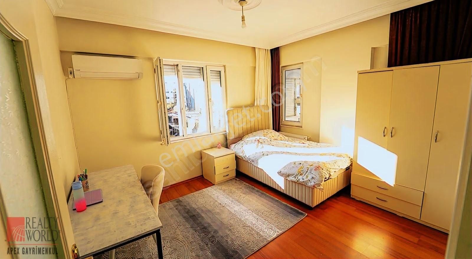 Bahçelievler Deniz Mahallesi, Kombili/tadilatlı/ara Kat 3+1 - Görsel 2