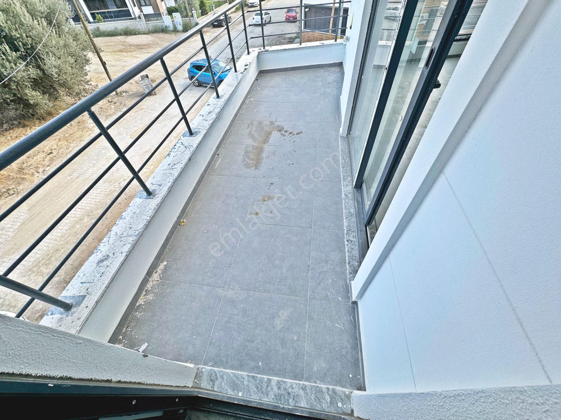 👉aygülden Edremit Kadıköy'de Sıfır Ara Kat Ön Cephe Ayrı Mutfak Ebeveyn Banyolu 2+1 Satılık Daire👈 - Görsel 25