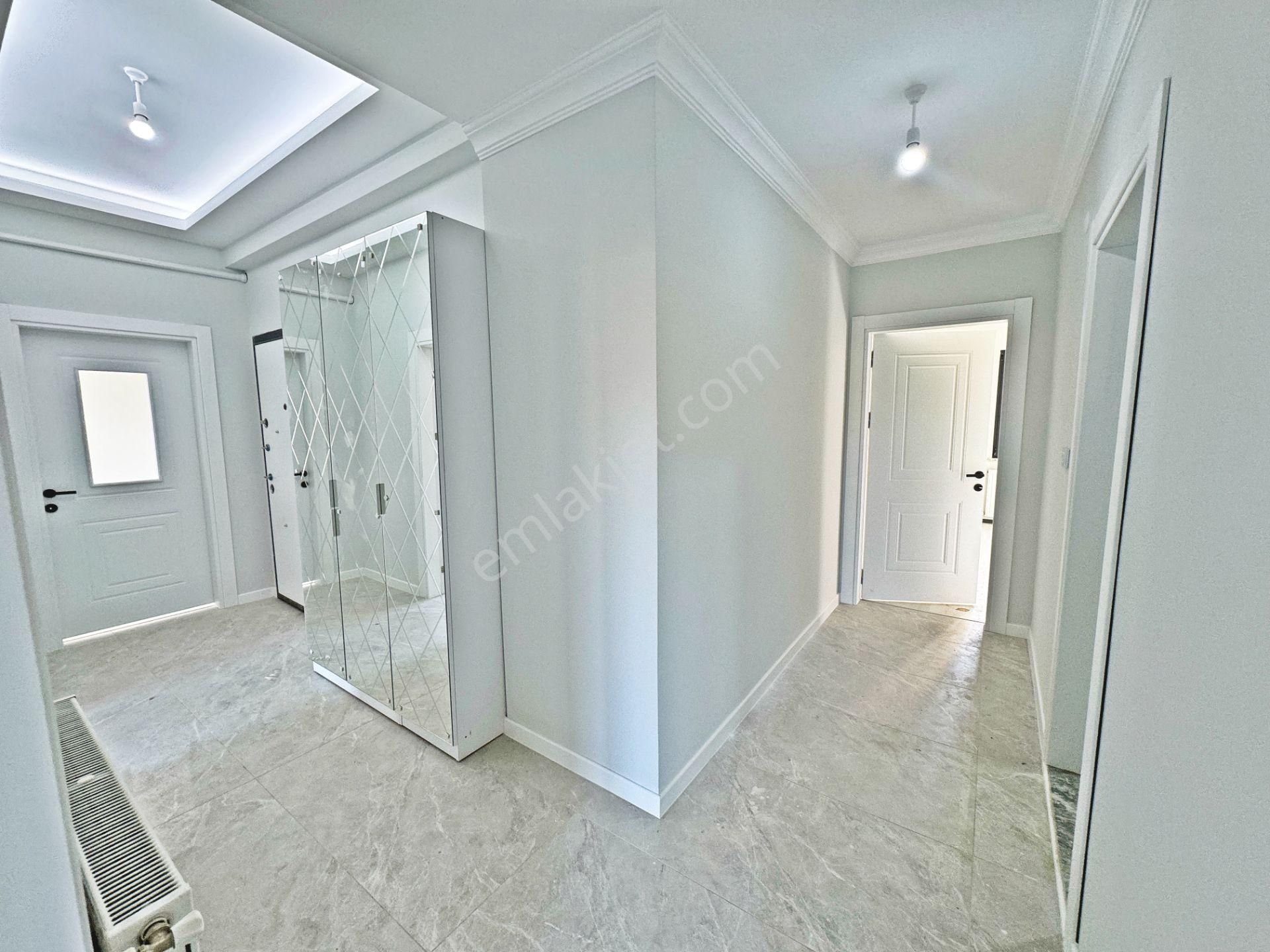 👉aygülden Edremit Kadıköy'de Sıfır Ara Kat Ön Cephe Ayrı Mutfak Ebeveyn Banyolu 2+1 Satılık Daire👈 - Görsel 9