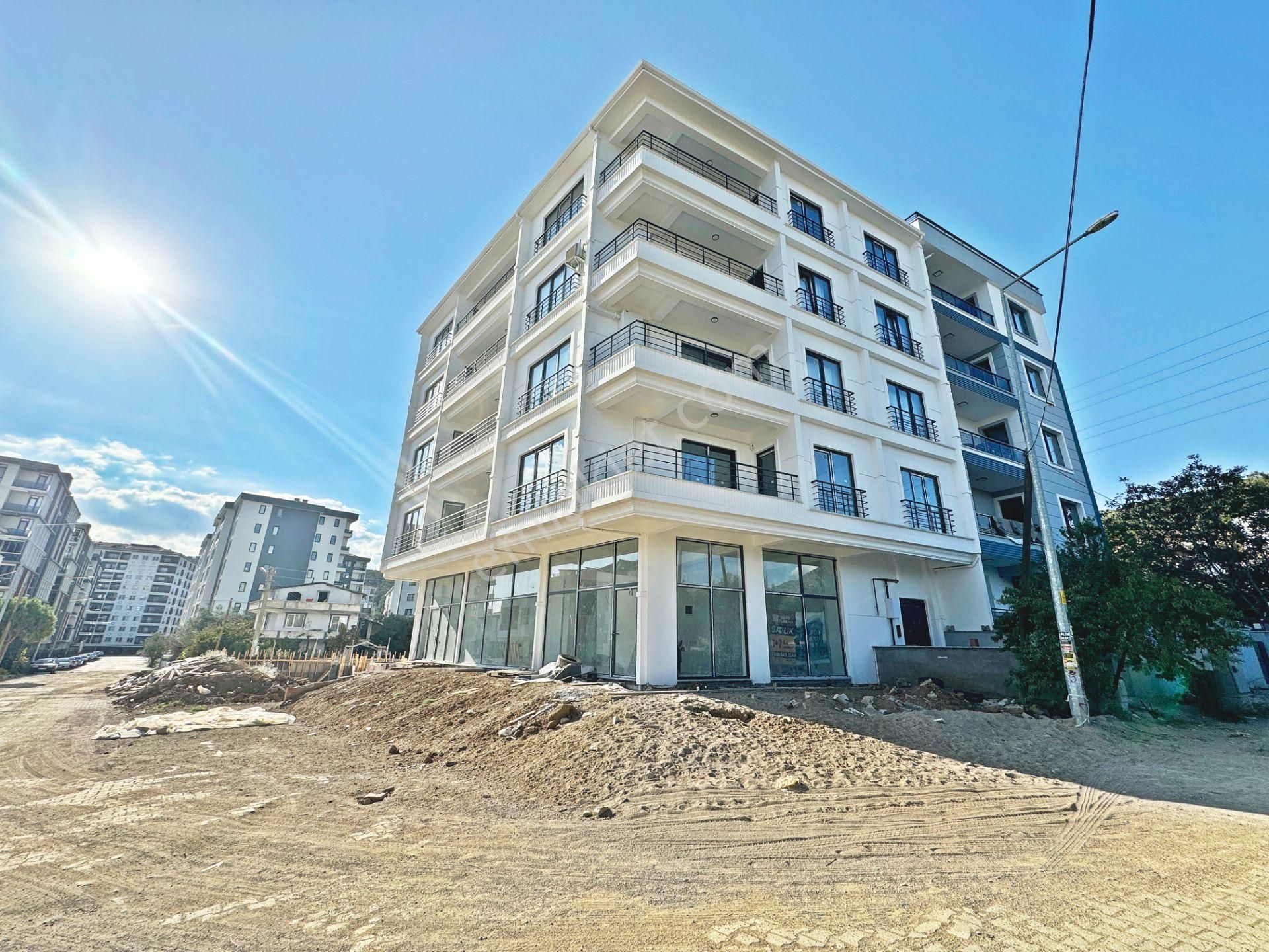 👉aygülden Edremit Kadıköy'de Sıfır Ara Kat Ön Cephe Ayrı Mutfak Ebeveyn Banyolu 2+1 Satılık Daire👈 - Görsel 35
