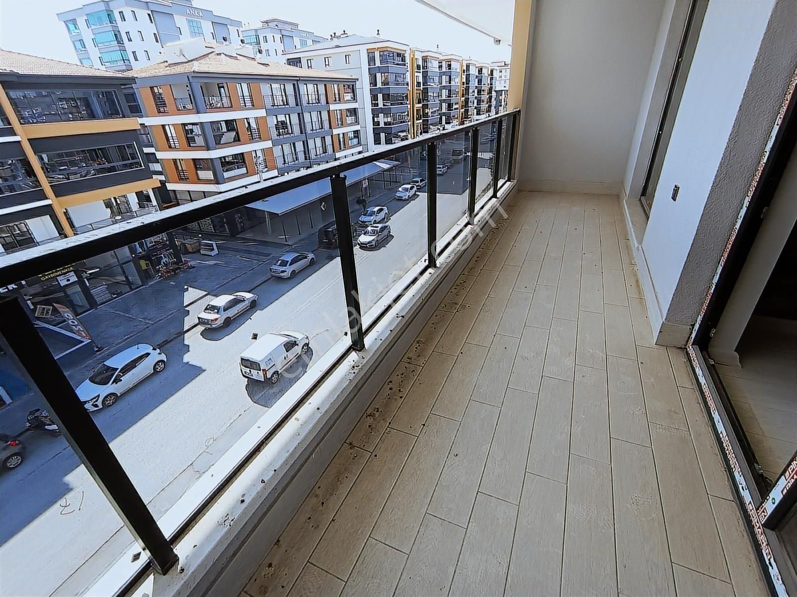 Merkezde Ankara Ve Gazi Üniversitesi,hastane Yakını Sıfır 1+1 - Görsel 11