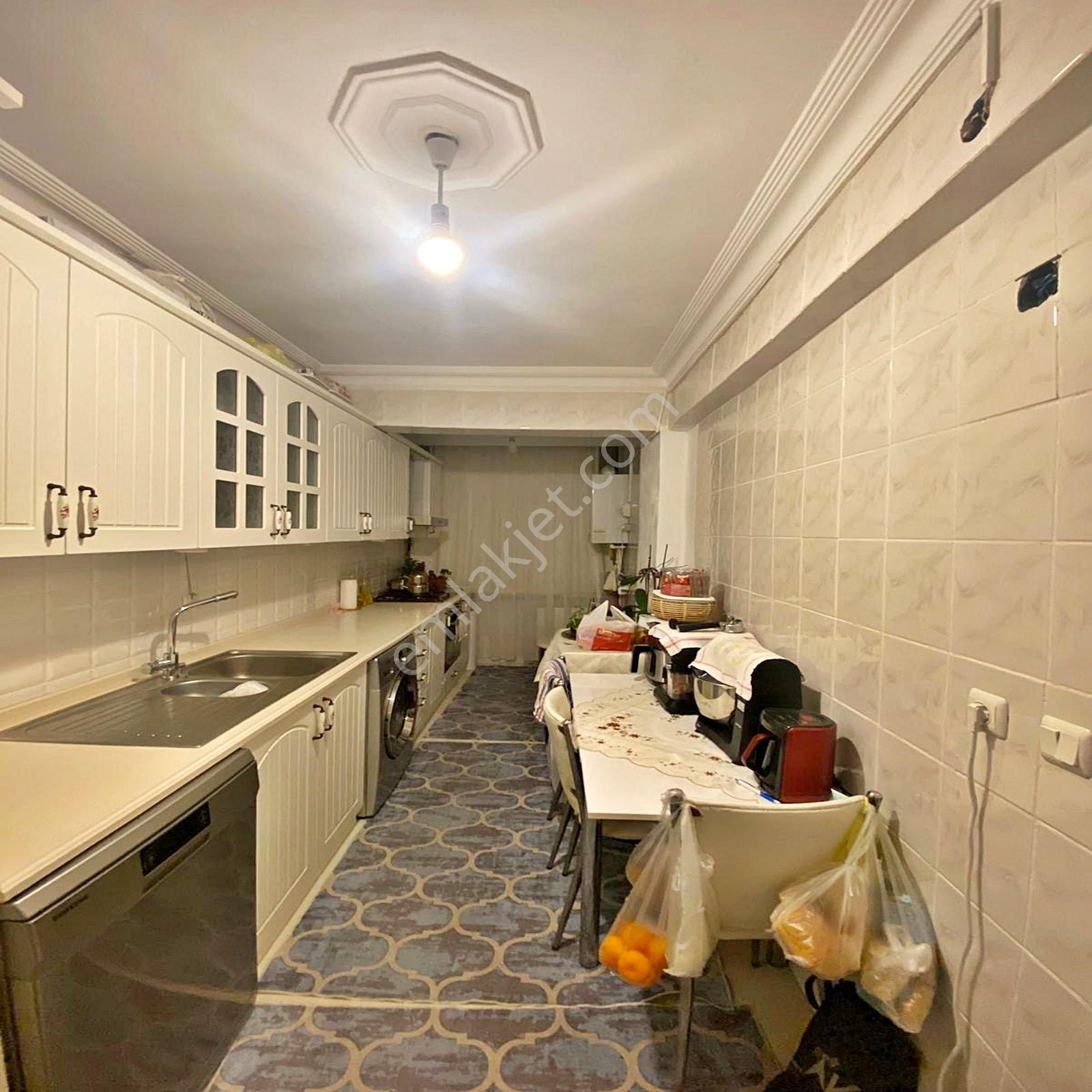 Beylikdüzü Kavaklı'da Sahile Yakın 2+1 Satılık Ara Kat Daire - Görsel 10