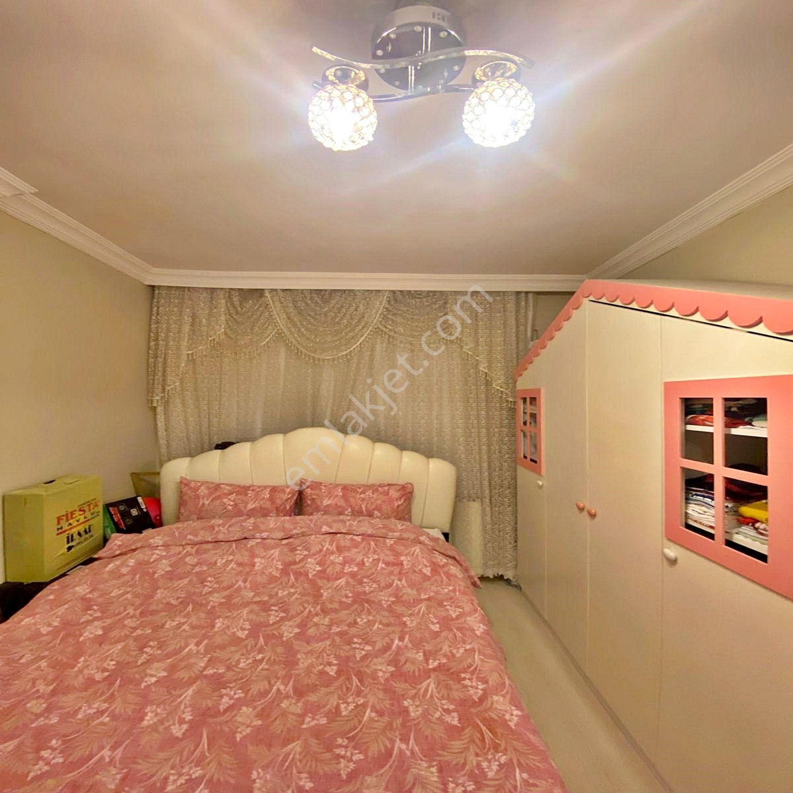 Beylikdüzü Kavaklı'da Sahile Yakın 2+1 Satılık Ara Kat Daire - Görsel 33