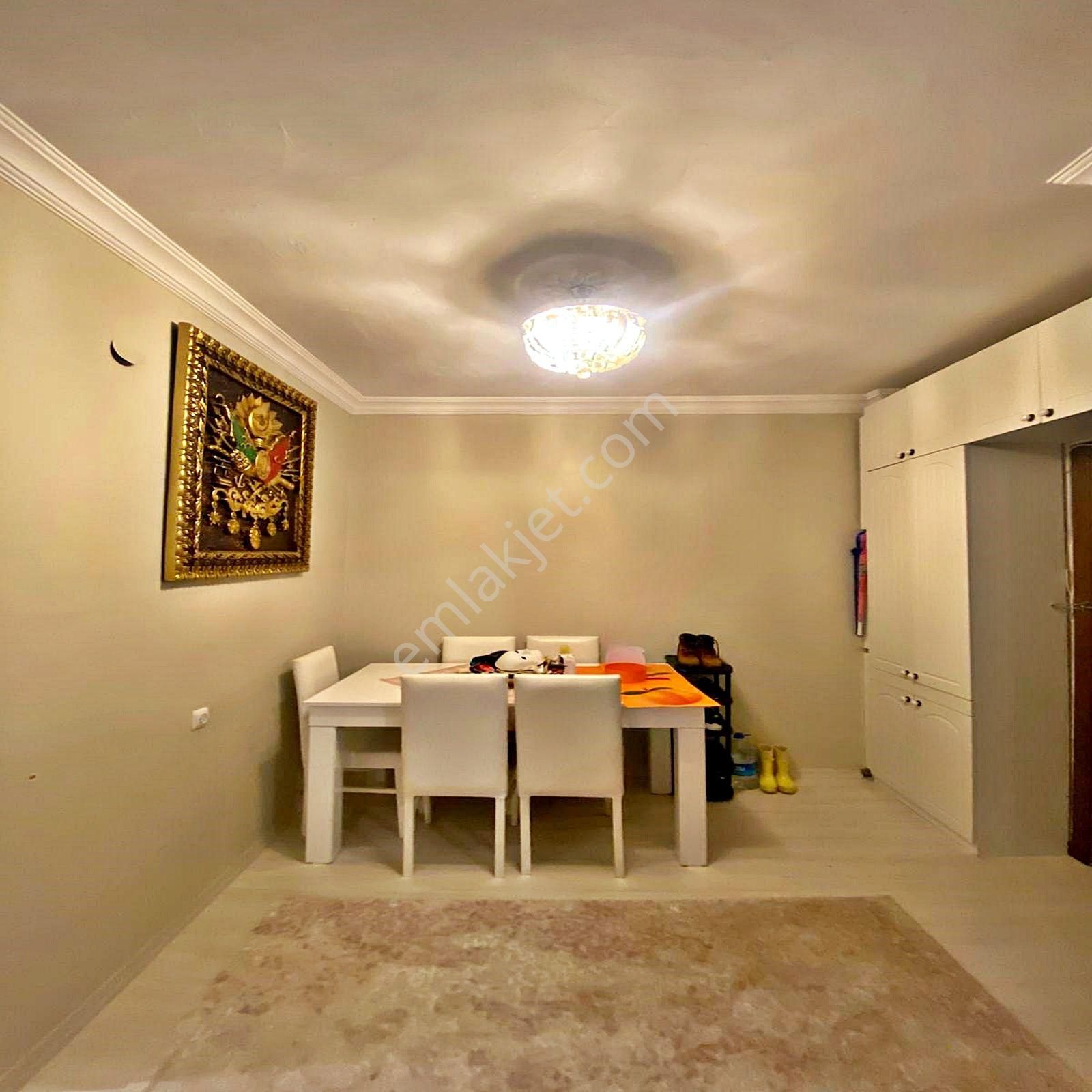 Beylikdüzü Kavaklı'da Sahile Yakın 2+1 Satılık Ara Kat Daire - Görsel 4