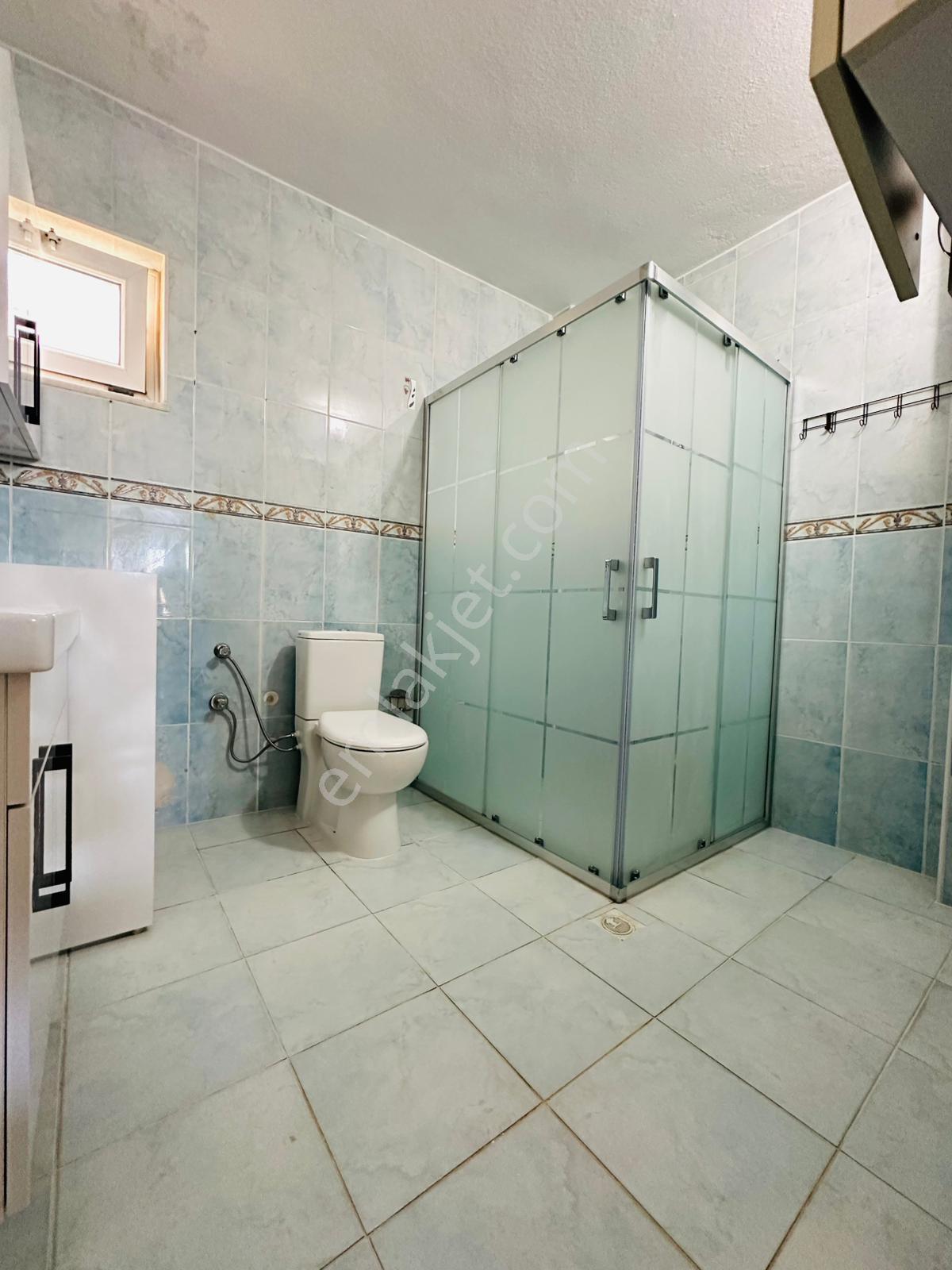 Göl-san Gayrimenkul'den Giray Sitesinde 5+1 240 M2 Doğalgazlı Satılık Müstakil Villa - Görsel 30