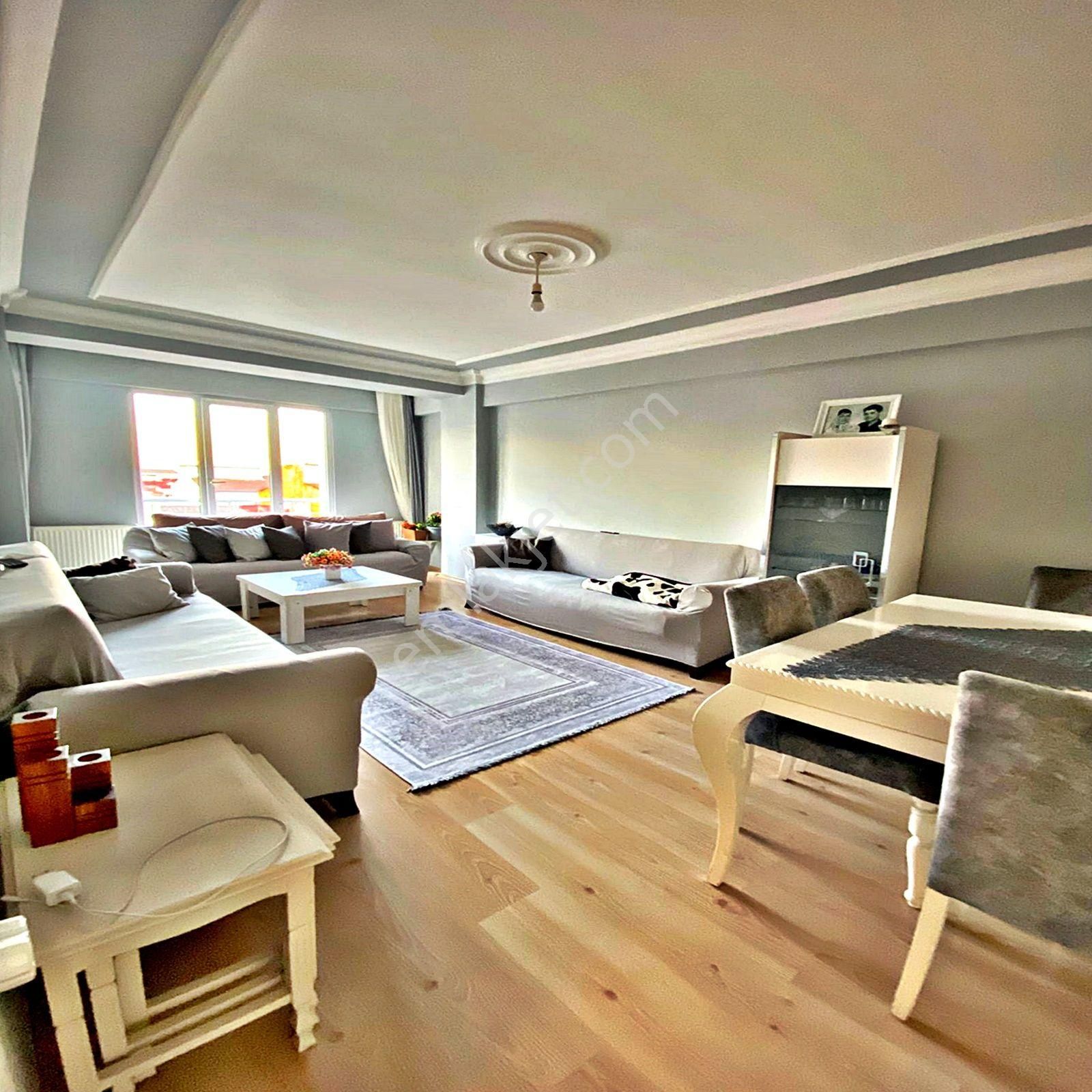 Esenyurt İncirtepe Mahallesinde 2+1 Satılık Balkonlu Arakat