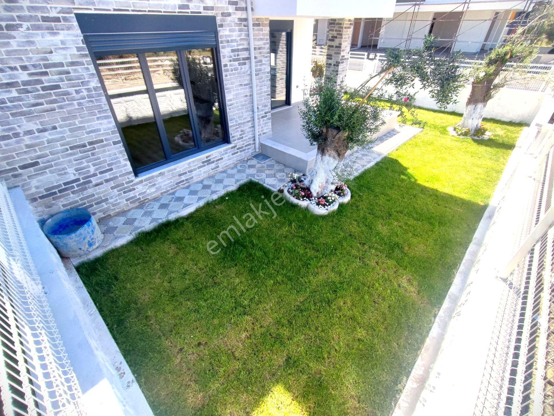 Aygülden Edremit Zeytinli'de Sıfır Özel Tasarımı İle Dikkatleri Üzerine Çeken Lüks 4+1 Satılık Villa - Görsel 5