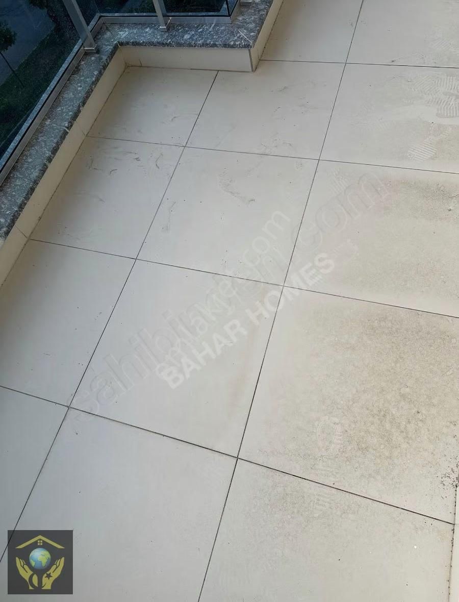 Denize 500 M 60 M Eşyali Lüks Site İçi Acil Satılık Yatırımlık - Görsel 9