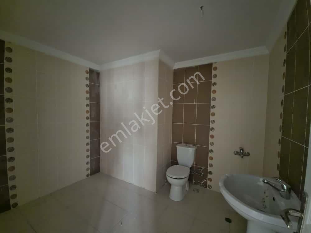 Göraldan Dikmen Mürsel Uluç Mahallesi Geniş Ferah Dubleks Daire 6+2 - Görsel 3