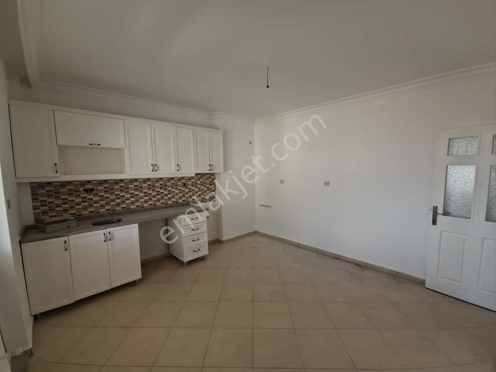 Göraldan Dikmen Mürsel Uluç Mahallesi Geniş Ferah Dubleks Daire 6+2 - Görsel 12