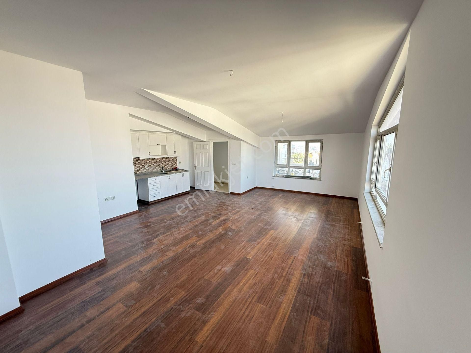 Göraldan Dikmen Mürsel Uluç Mahallesi Geniş Ferah Dubleks Daire 6+2 - Görsel 15