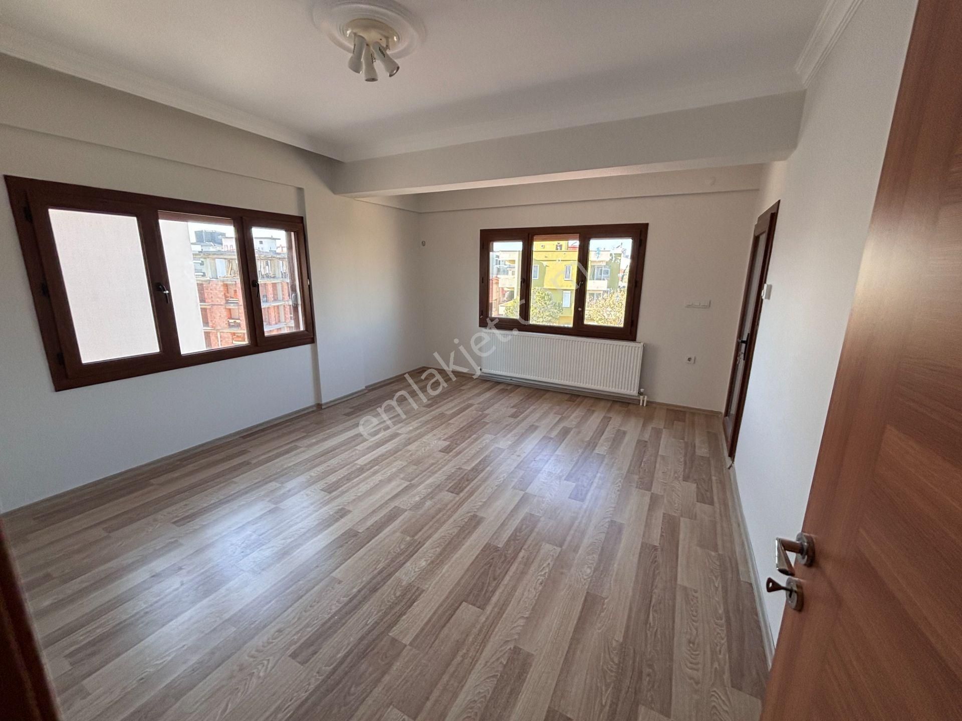 Seferihisar Camikebir’de 3+1 Ferah Daire