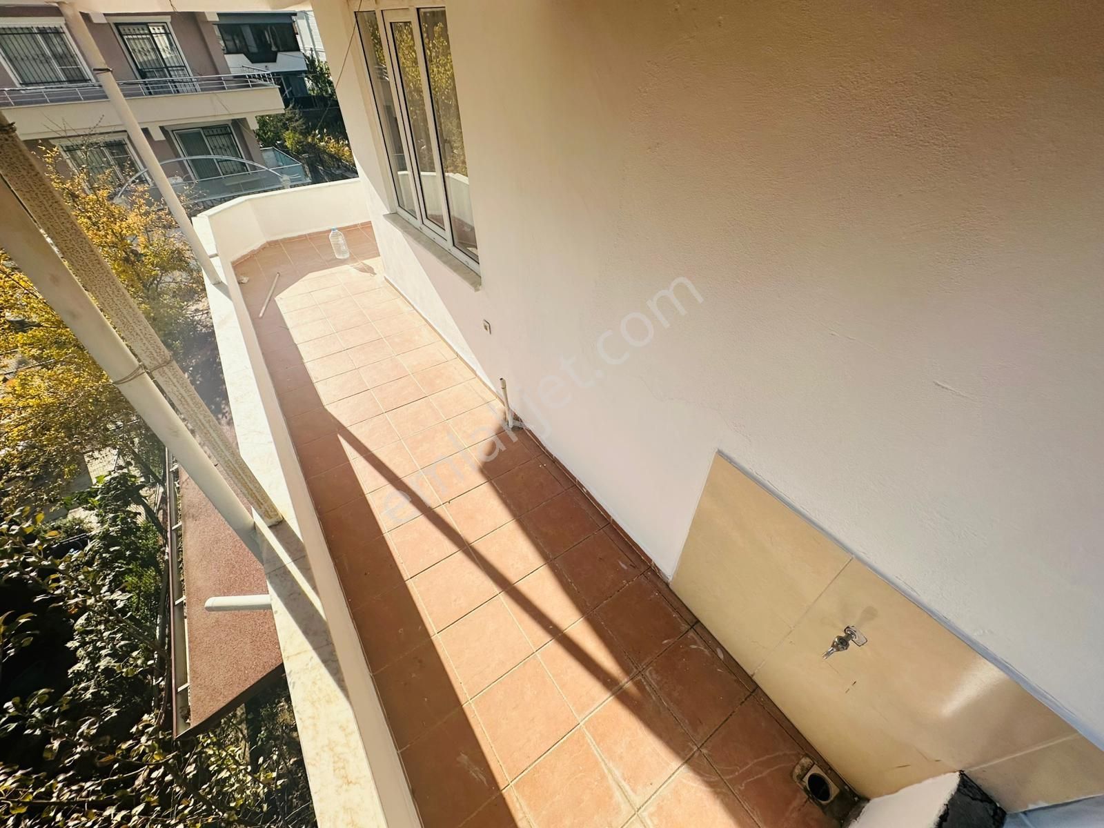 Kostak Gayrimenkul'den Akçay'da Fırsat Fiyata 3+1 Triplex Villa - Görsel 11