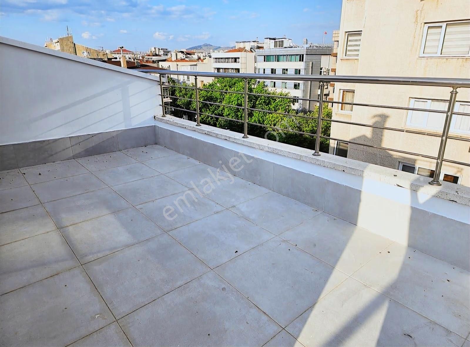 Çankaya Maltepe'de Sıfır 1+1 Eşyalı Kiralık Daire - Görsel 2