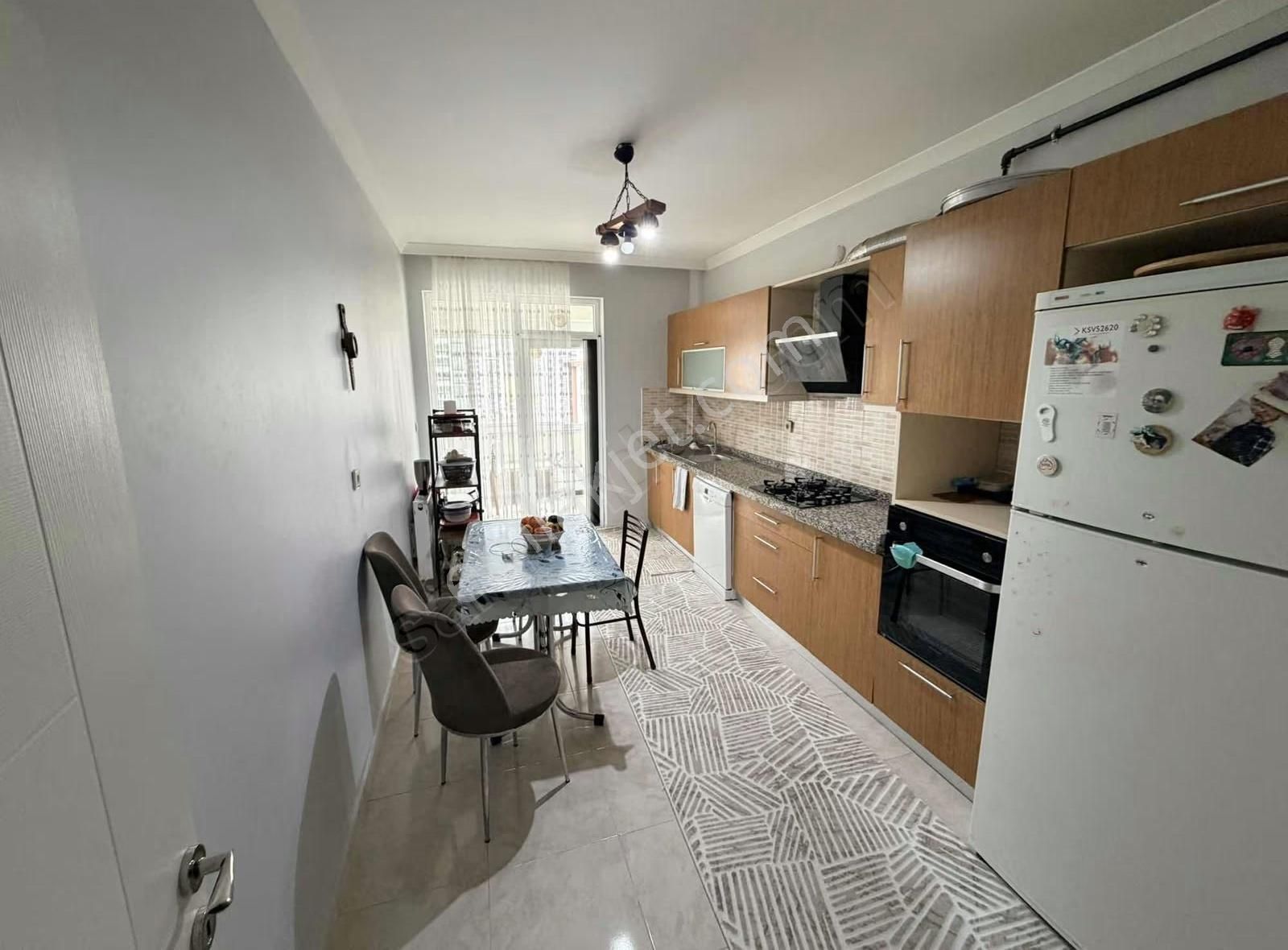 Yeni Bağlıcada Park Bulvar Sıtesı'nde 4+1 Fırsat Daire - Görsel 6