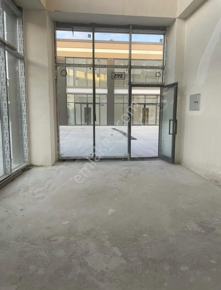 Mega Şaşmaz Oto Avmde Satılık, İşletmeye Hazır Köşe Dükkan! - Görsel 5