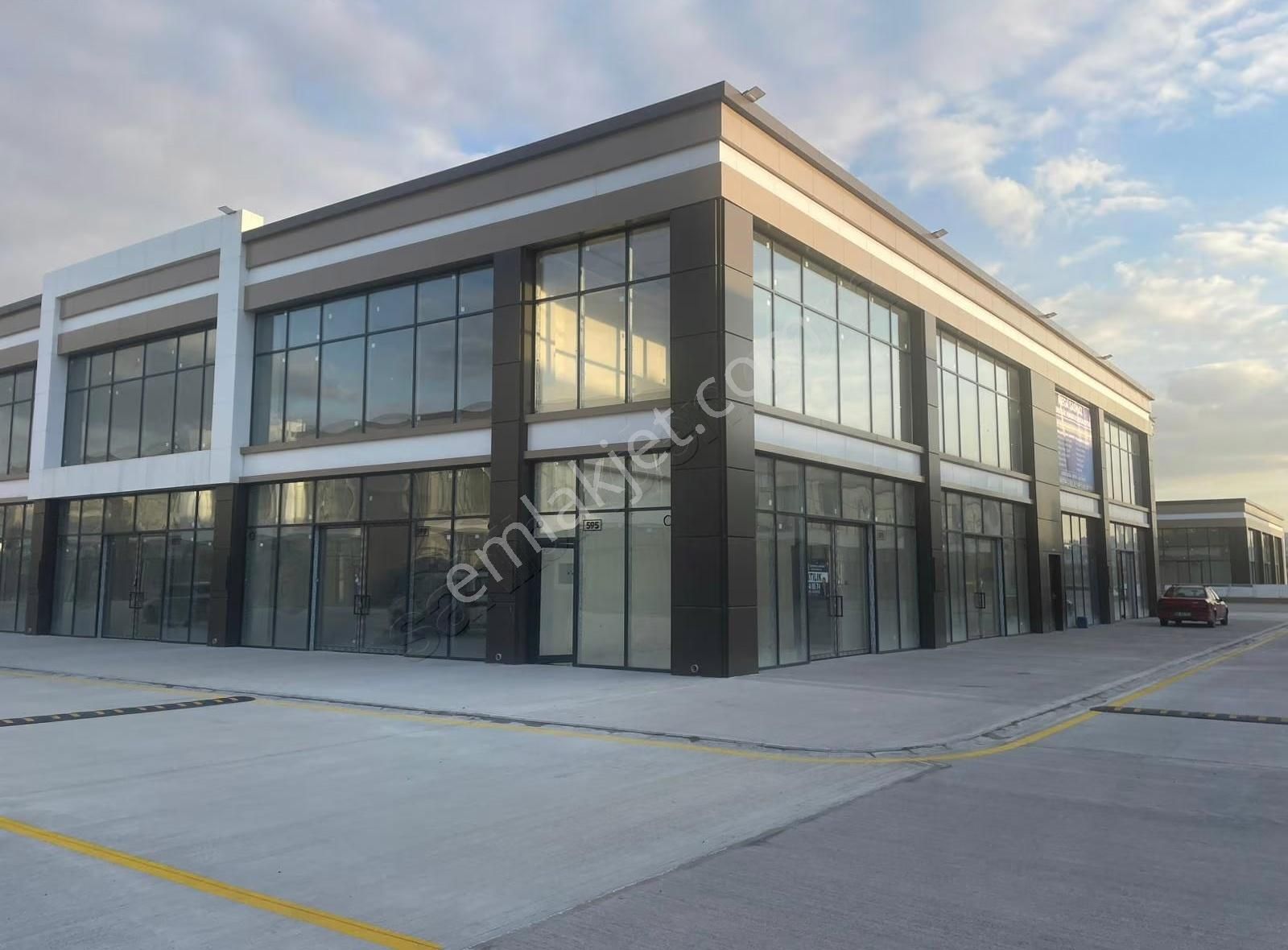 Mega Şaşmaz Oto Avmde Satılık, İşletmeye Hazır Köşe Dükkan! - Görsel 2