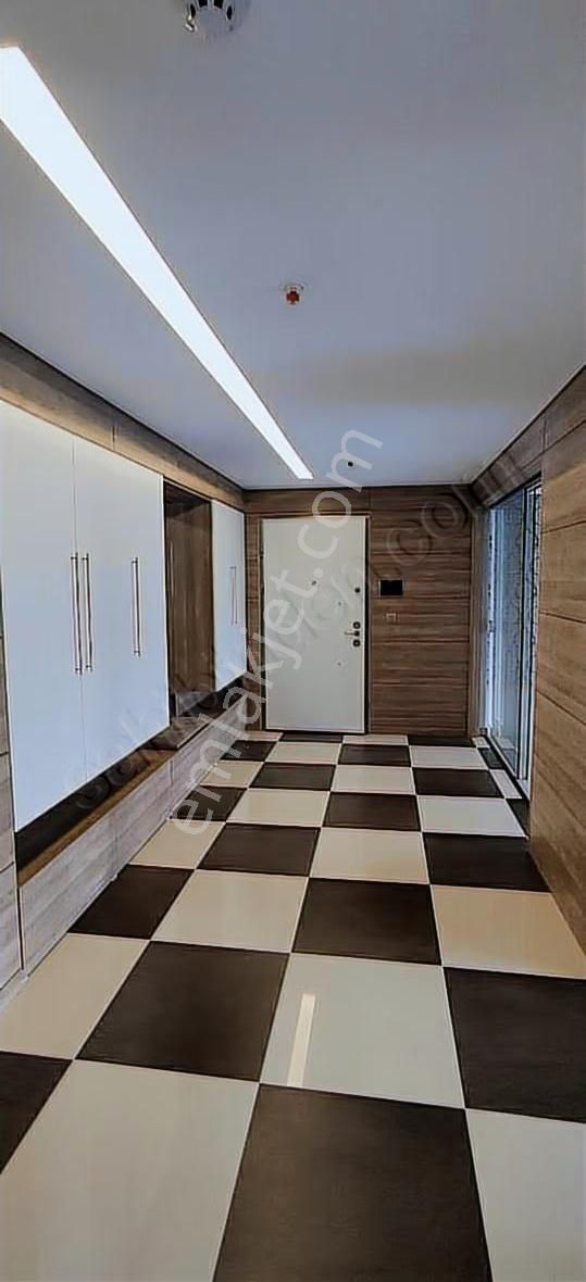 Eryaman Kaşmir Mavi Orkide Sit.'de 4+1 175 M2 Satılık Lüx Daire