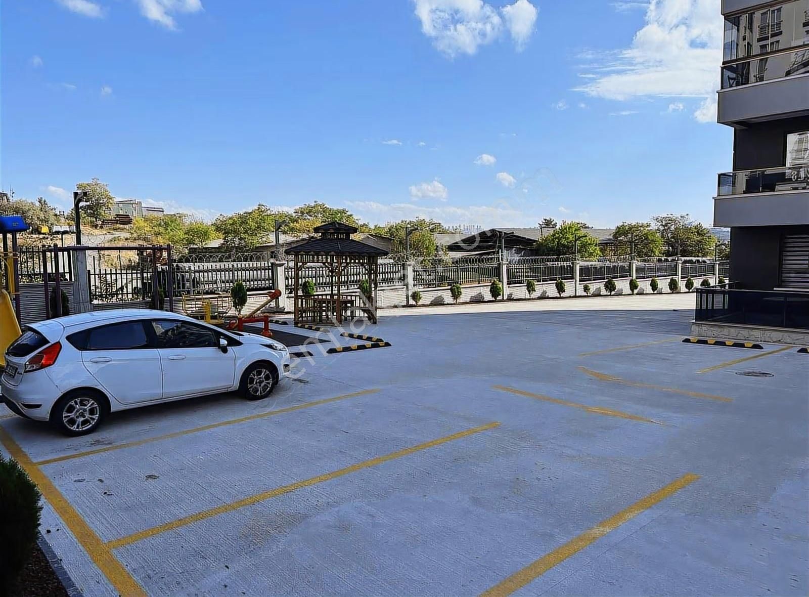 Gökdemir Class'ta Satılık 2+1 Amerikan Mutfak Daire - Görsel 20