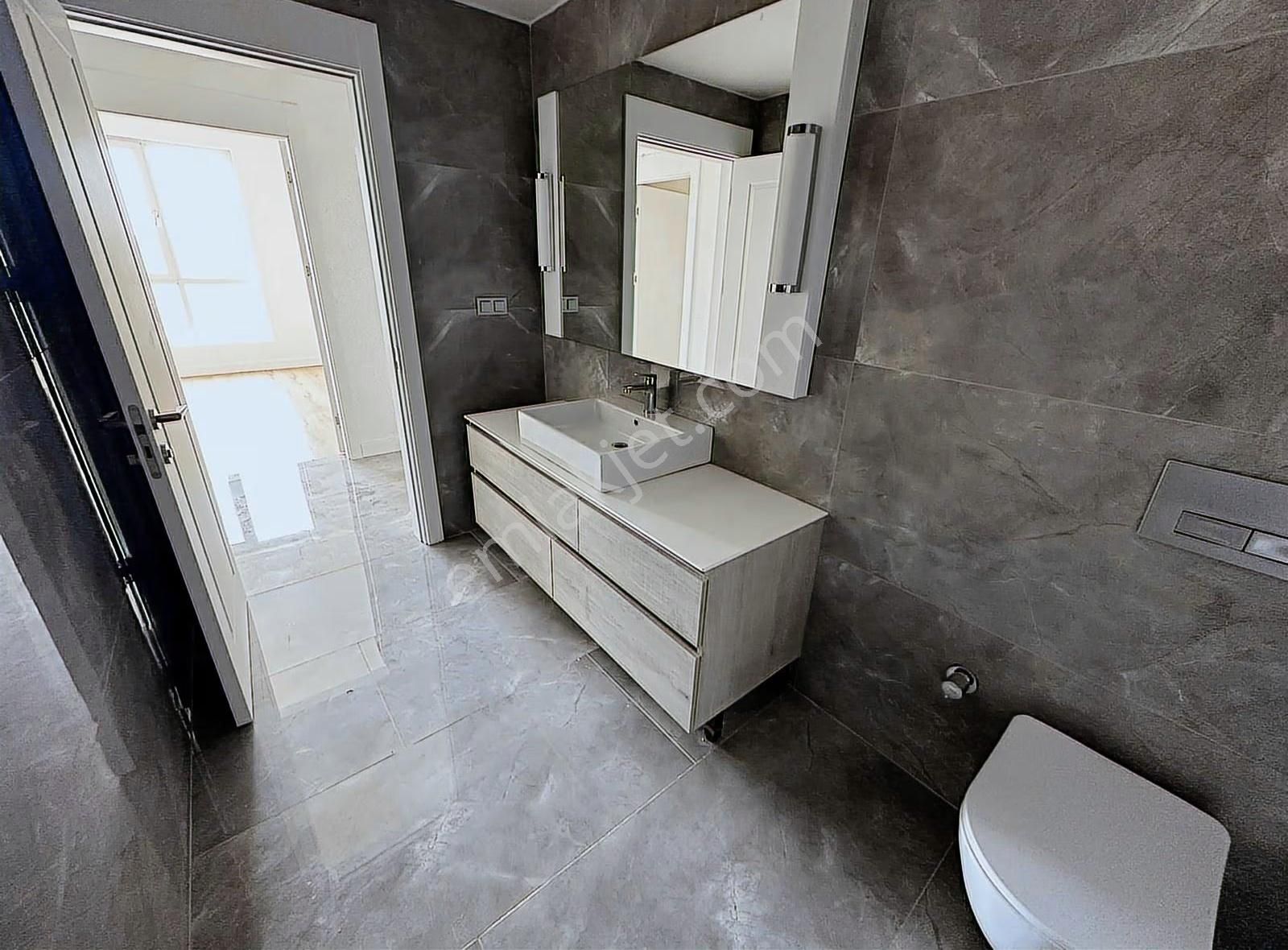 Faras Panaroma Sitesinde Borçsuz Şerefiyesi Yüksek 4.5+1 Daire