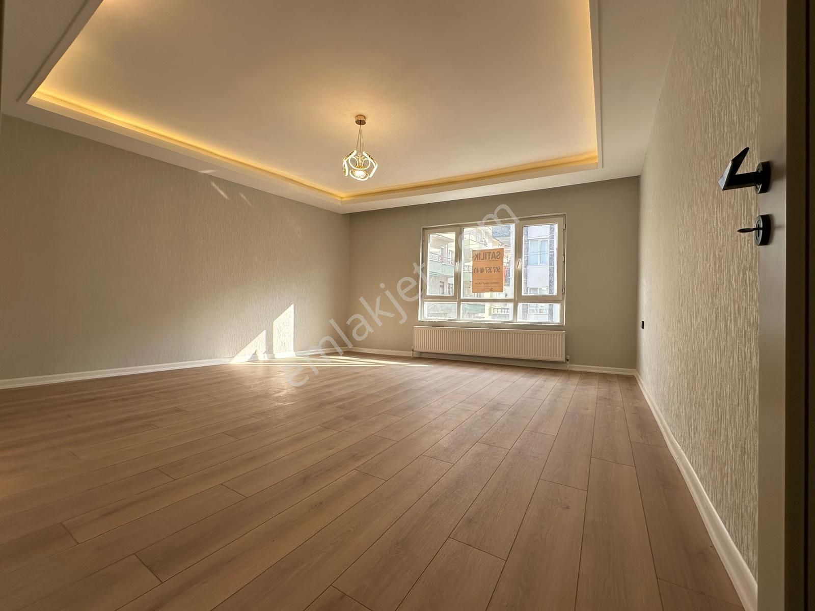 Dutluk Metro Yakını Ara Katta Full Lüx Yapılı 3+1 - Görsel 6