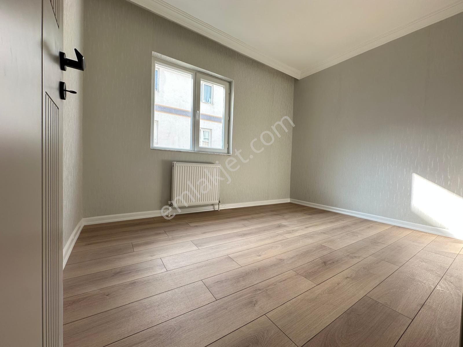 Dutluk Metro Yakını Ara Katta Full Lüx Yapılı 3+1 - Görsel 12