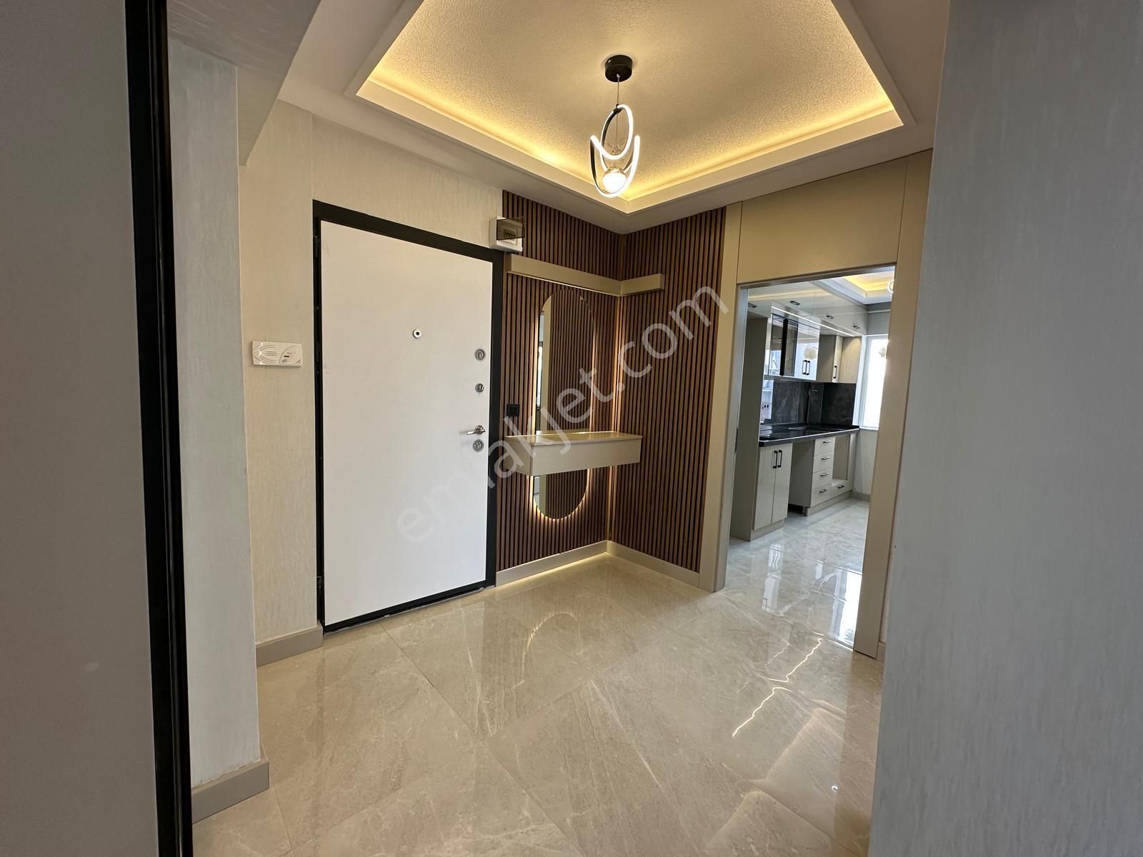 Dutluk Metro Yakını Ara Katta Full Lüx Yapılı 3+1 - Görsel 20