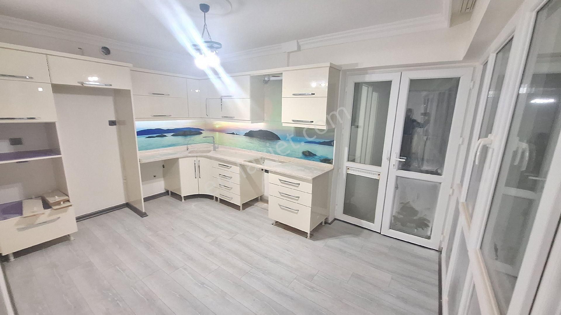 Didim Altınkum Mah Denize Yakın 2+1 Ayı Mutfaklı Geniş Daire - Görsel 4