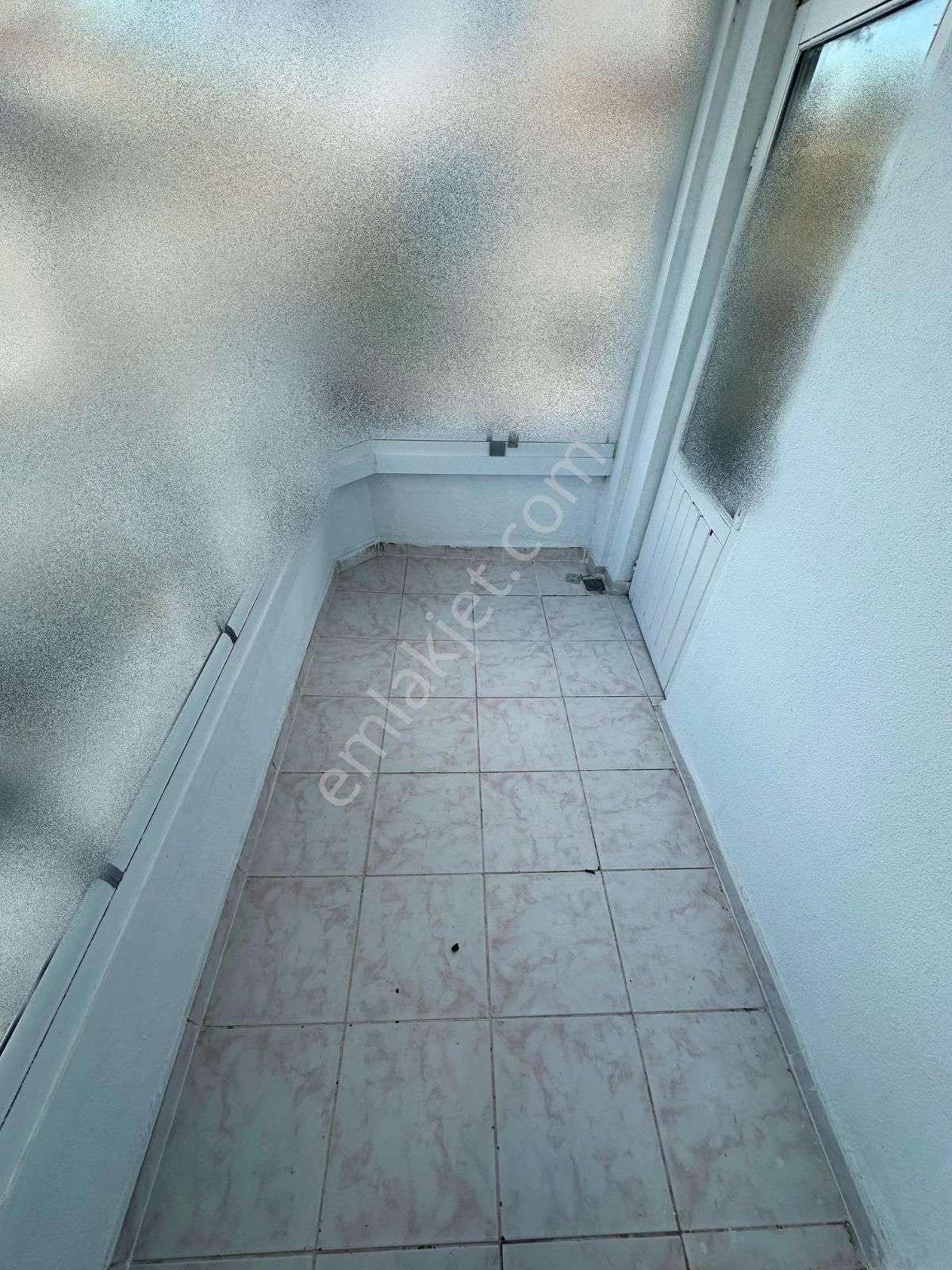 Menderes'te Site Dairesi 3+1 125m2 Net Kullanım Alaınıyla Satılık Daire - Görsel 8