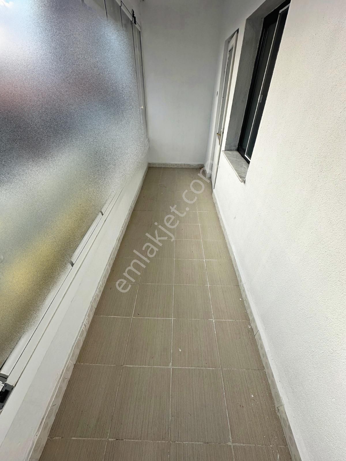 Menderes'te Site Dairesi 3+1 125m2 Net Kullanım Alaınıyla Satılık Daire - Görsel 18