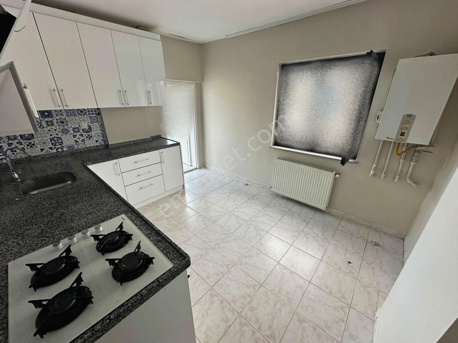 Menderes'te Site Dairesi 3+1 125m2 Net Kullanım Alaınıyla Satılık Daire - Görsel 3