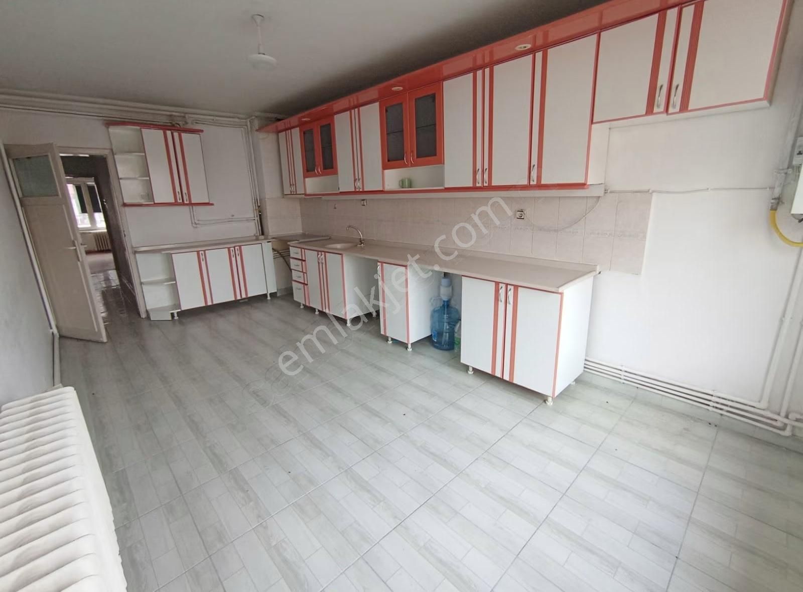 Işınlar Mah.miralay Nazımbey Cad.3+1 Daire, 125 M2, Mutfak 20 M2 - Görsel 5
