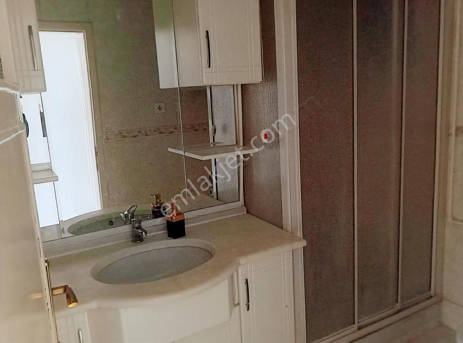 Işınlar Mah.miralay Nazımbey Cad.3+1 Daire, 125 M2, Mutfak 20 M2 - Görsel 2