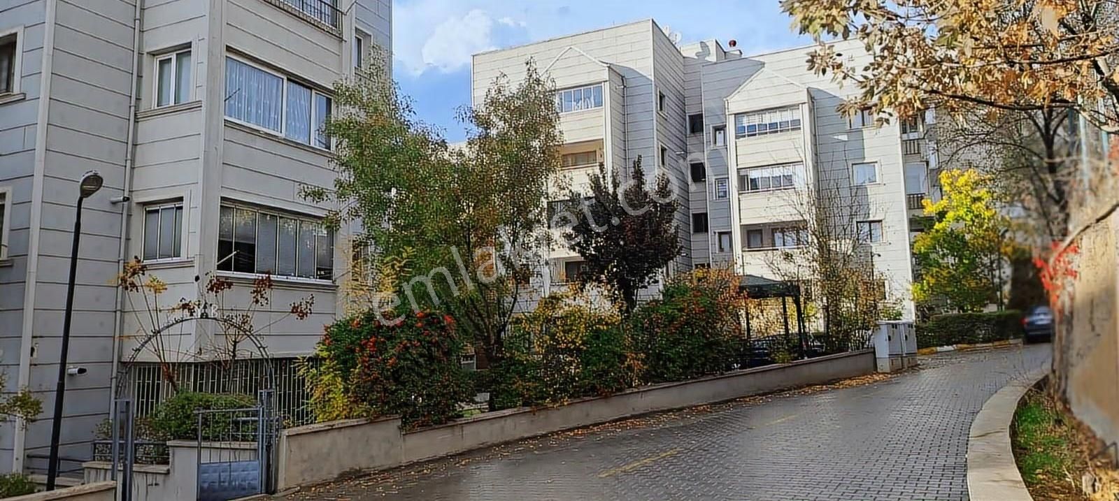Ostim Kent-1 Sitesi Cadde Cephe 3+1 Satılık Daire - Görsel 9