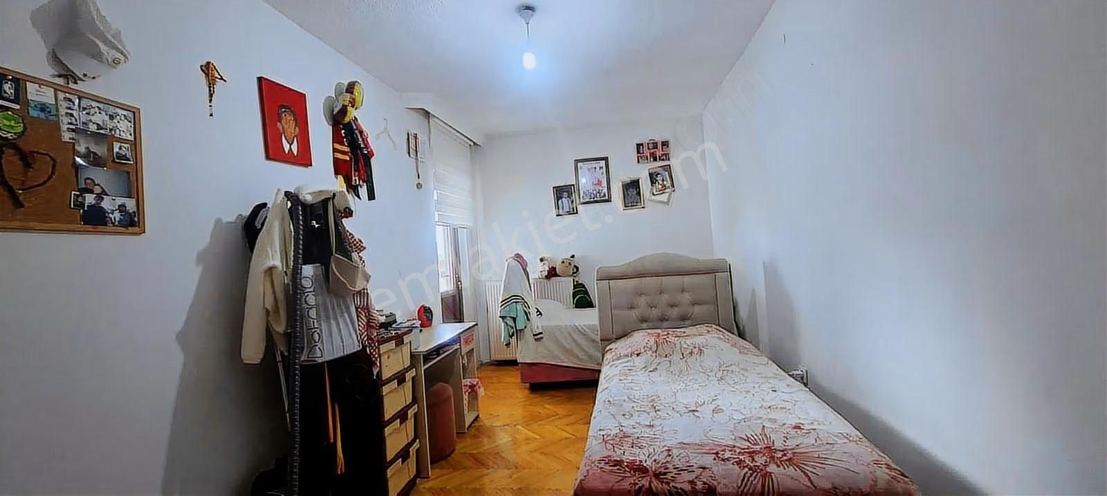 Ostim Kent-1 Sitesi Cadde Cephe 3+1 Satılık Daire - Görsel 3