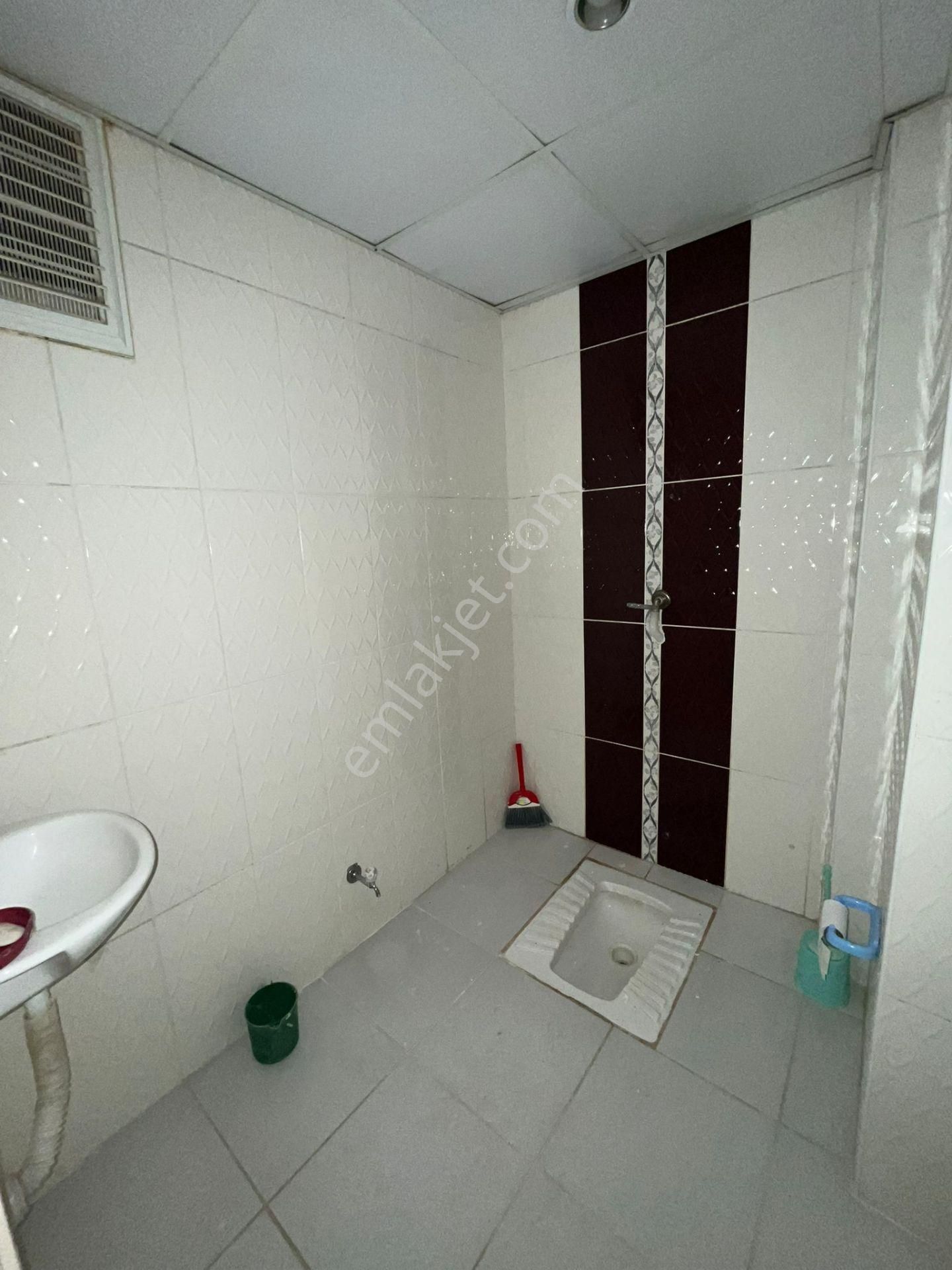 !! Recep Ümit Emlak'tan Esentepe Mahallesinde Eğitimciler Caddesi Üzerinde Fırsat 3+1 Daire Ce25 - Görsel 27