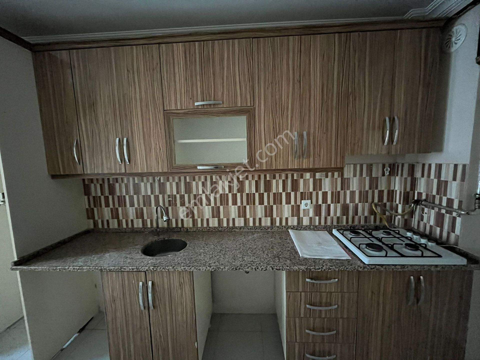 !! Recep Ümit Emlak'tan Esentepe Mahallesinde Eğitimciler Caddesi Üzerinde Fırsat 3+1 Daire Ce25 - Görsel 7