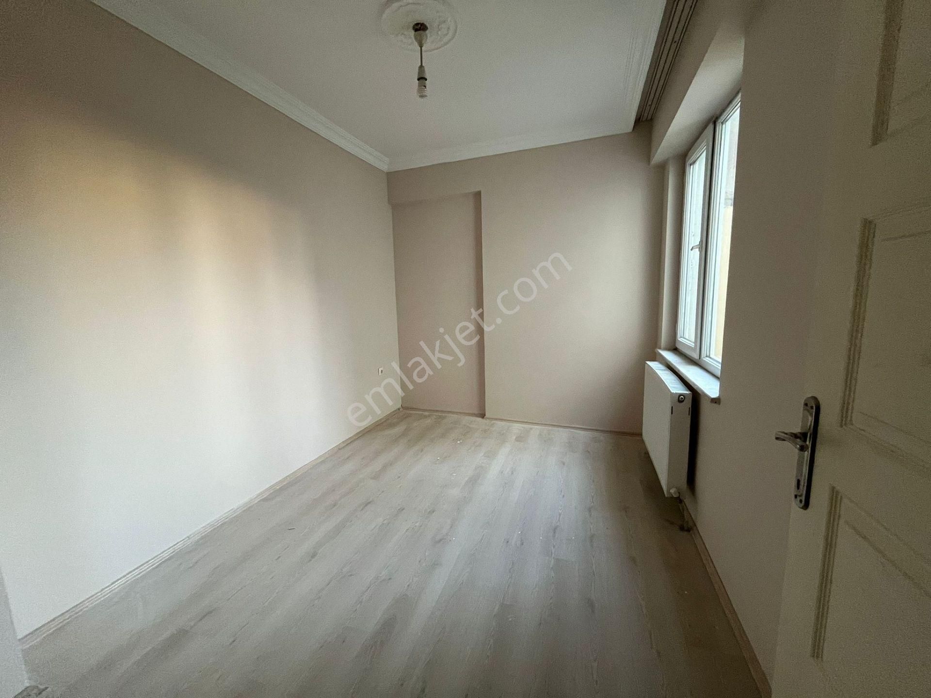 !! Recep Ümit Emlak'tan Esentepe Mahallesinde Eğitimciler Caddesi Üzerinde Fırsat 3+1 Daire Ce25 - Görsel 16