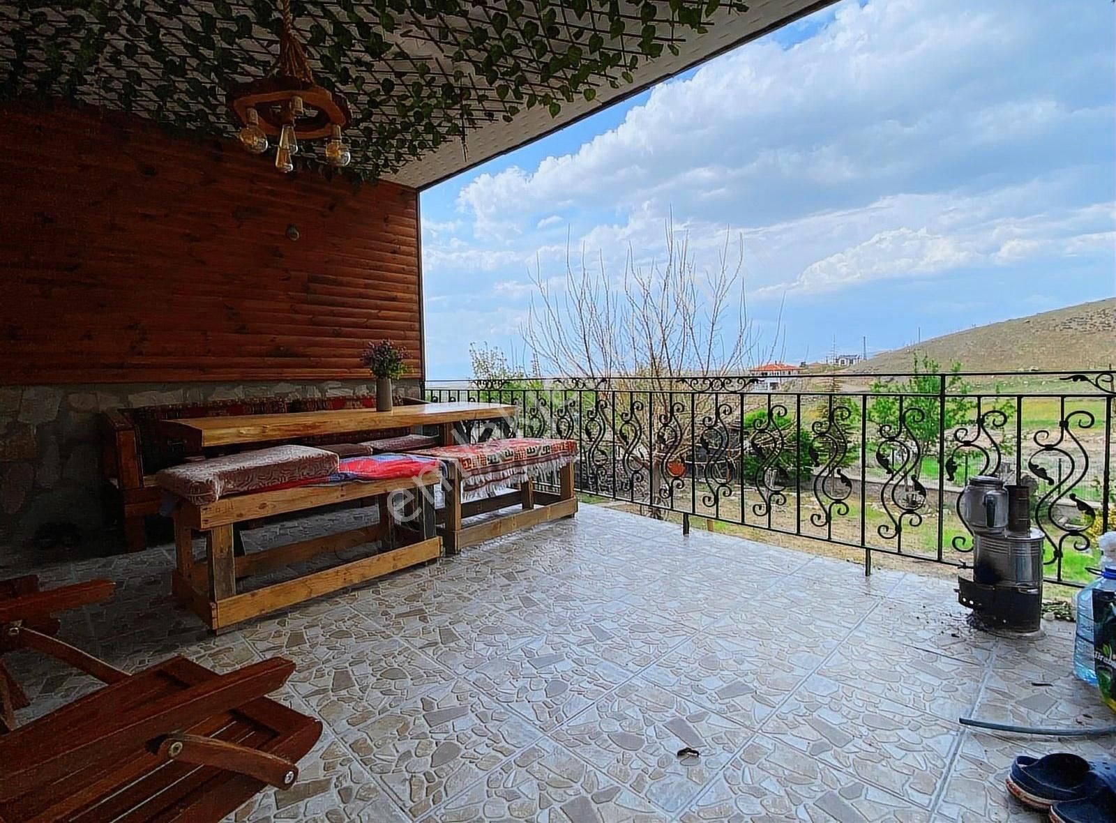 Ayaş Sinanlı 564 M2 Arsa Üzerine İskanlı Müstakil Ev - Görsel 9