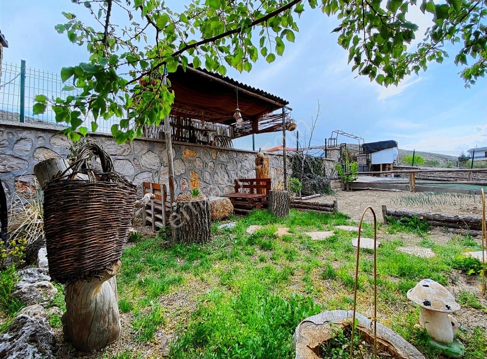 Ayaş Sinanlı 564 M2 Arsa Üzerine İskanlı Müstakil Ev - Görsel 8