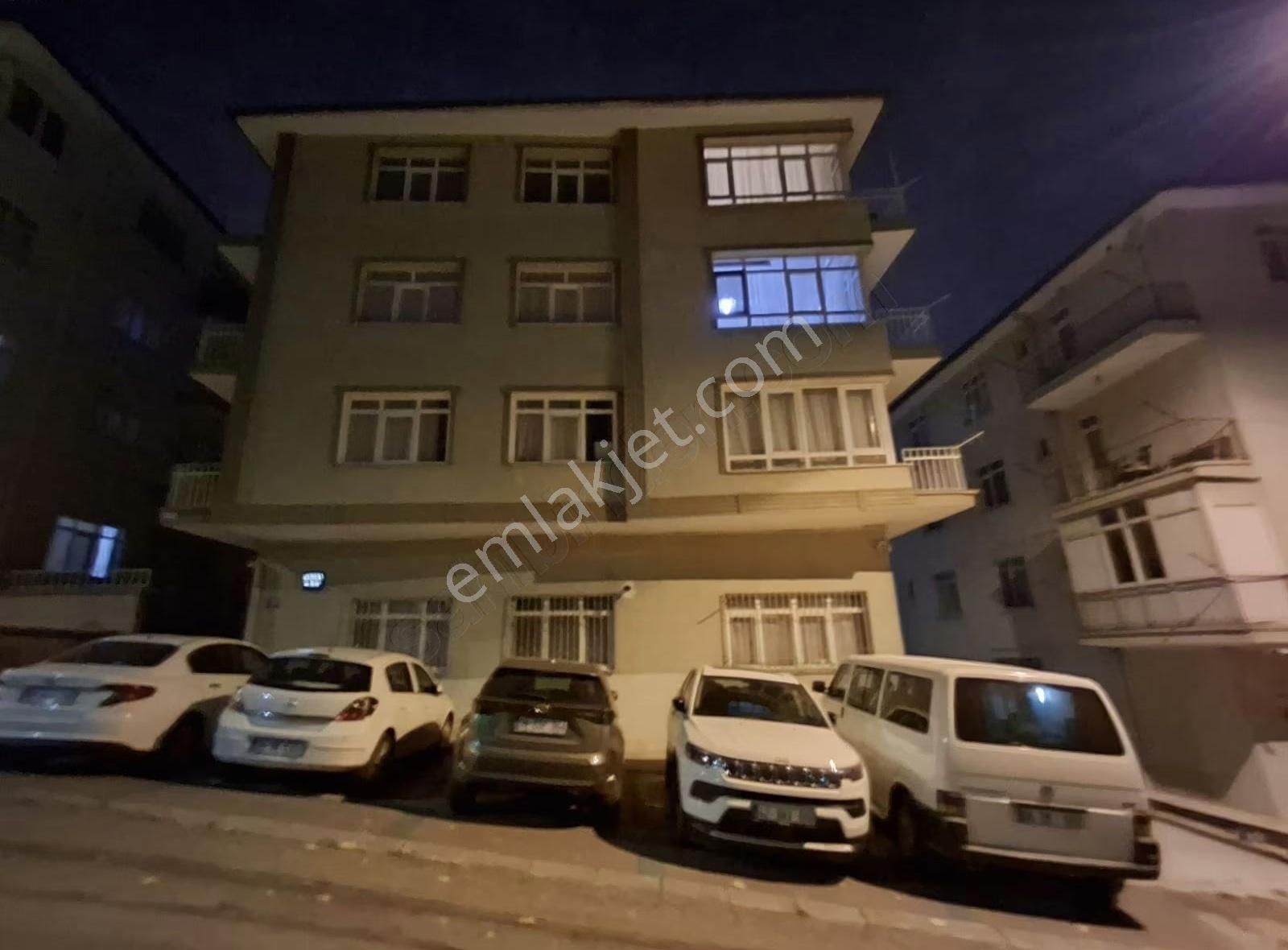 Cebeci'de Merkezi Konumda 2+1 Satılık Daire