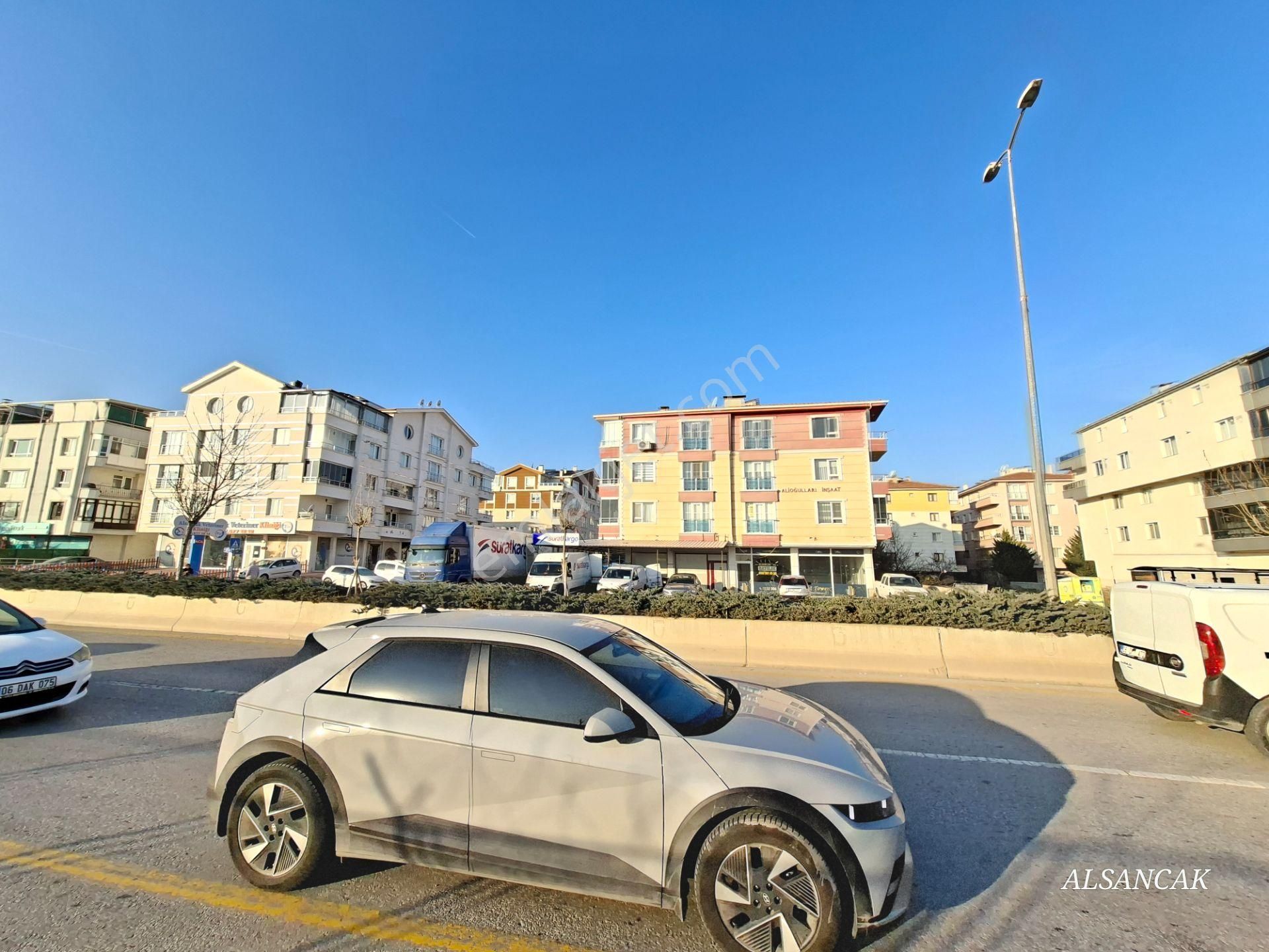 Alsancak Da İşlek Cadde Üzerinde Yatırıma Uygun Satılık Dükkan